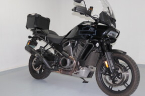 2022 Harley-Davidson® Pan America™ 1250 Special Black thumb 2