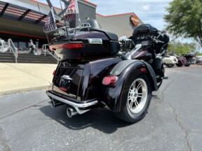 FLHTCUTG 2014 Tri Glide® Ultra thumb 2