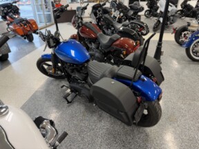 2024 Harley-Davidson® Street Bob® 114 Blue Burst thumb 1