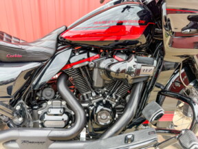 2021 Harley-Davidson® CVO™ Road Glide® FLTRXSE thumb 1