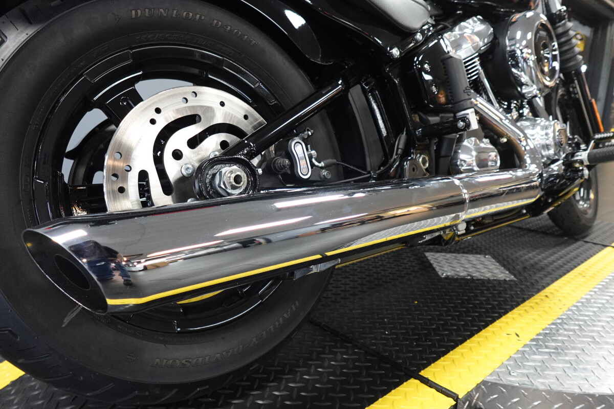 2026 Harley-Davidson® Street Bob® FXBB, photo 15