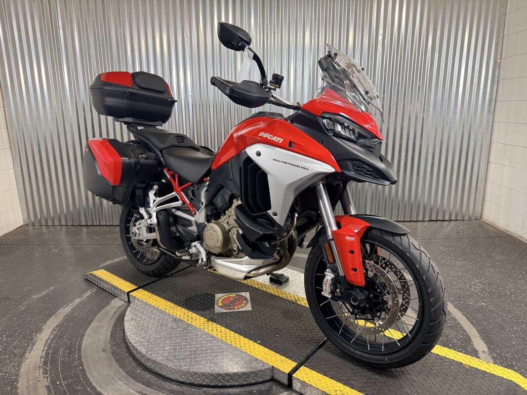 2022 Ducati Multistrada V4 Travel & Radar, photo 2