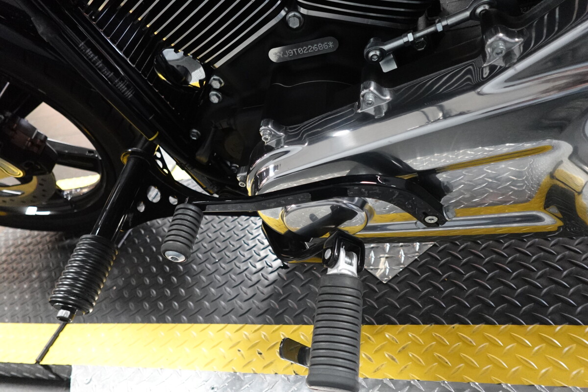 2026 Harley-Davidson® Street Bob® FXBB, photo 13