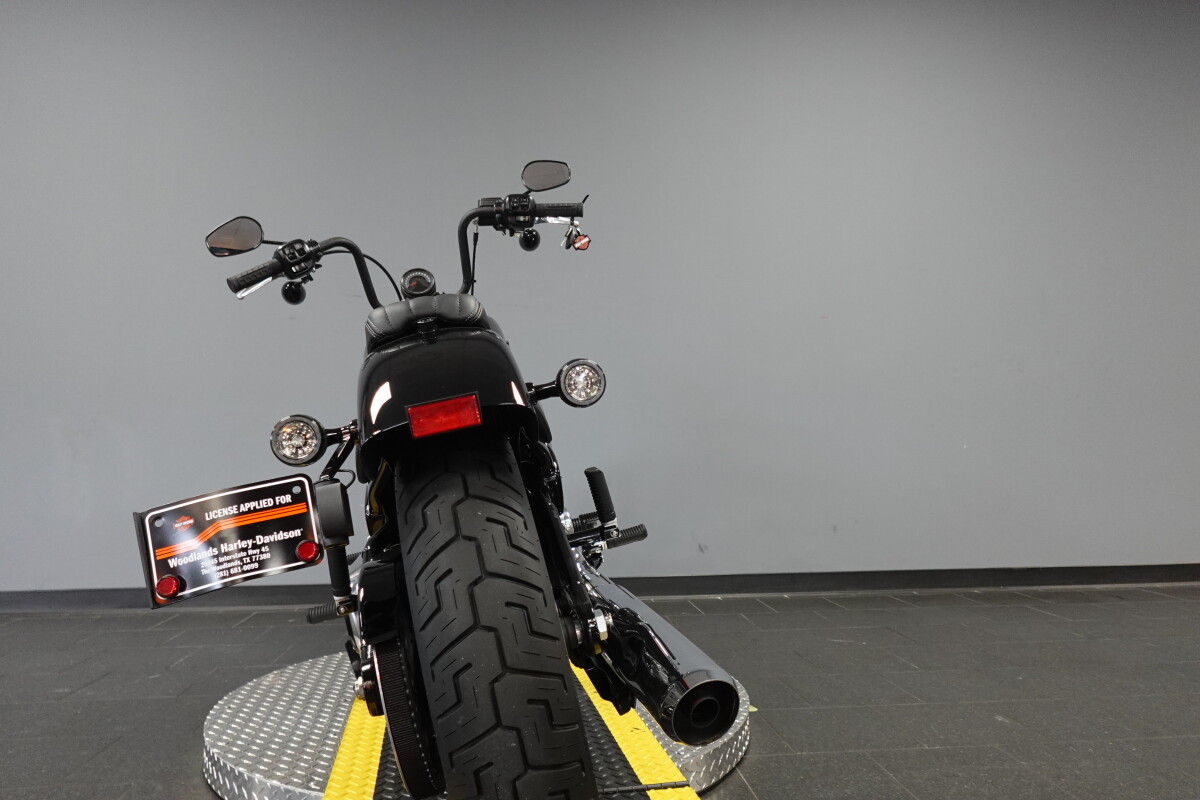 2026 Harley-Davidson® Street Bob® FXBB, photo 7