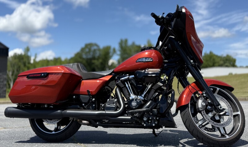 FLHX 2024 Street Glide®
