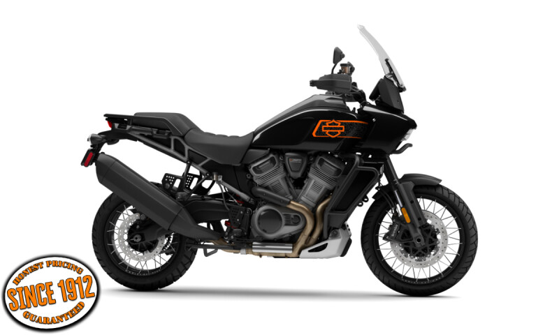 2026 Harley-Davidson® Pan America® 1250 Special Vivid Black Black Laced Wheels