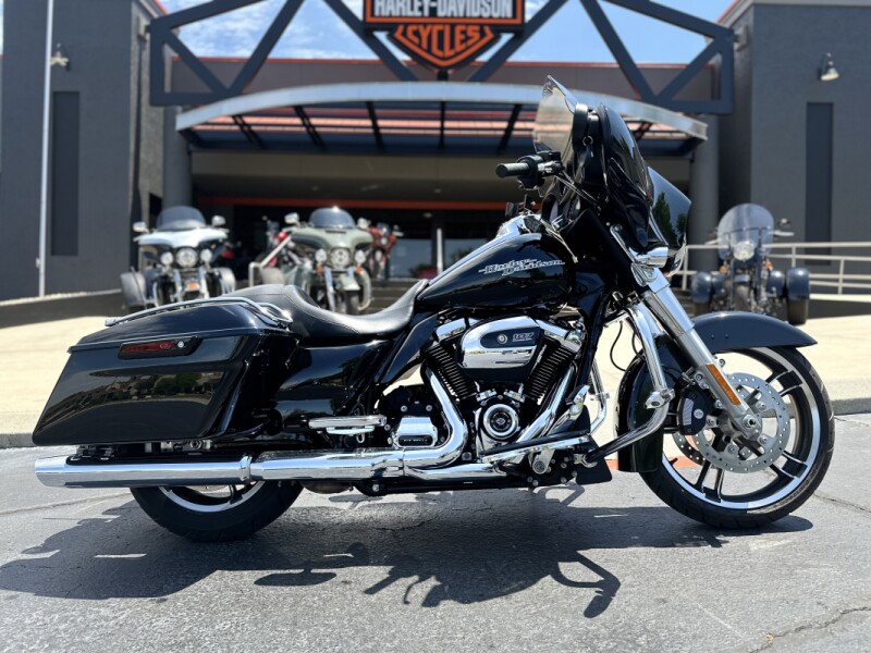 FLHX 2019 Street Glide®