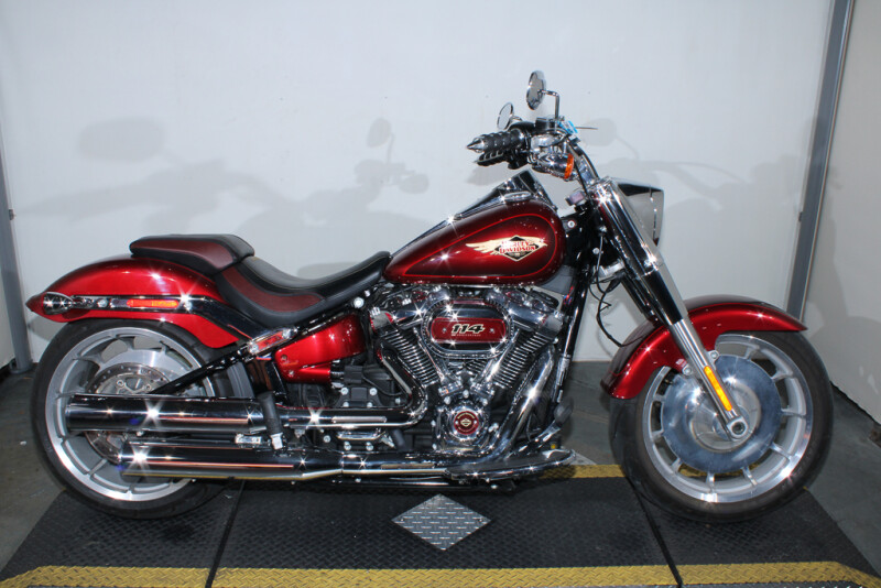 2023 Harley-Davidson® Fat Boy® 114 HEIRLM RED FADE