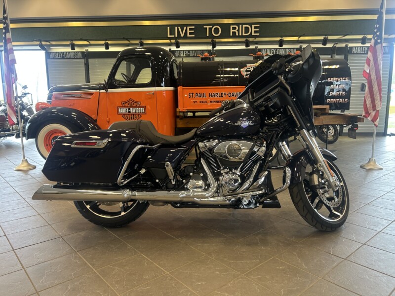 2025 Used Harley Davidson Street Glide FLHX