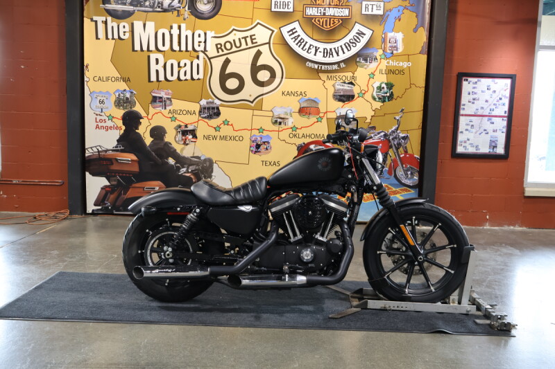XL 883N 2022 Iron 883™