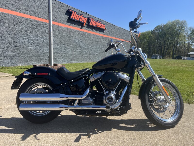 2021 Harley-Davidson® Softail Standard® Vivid Black