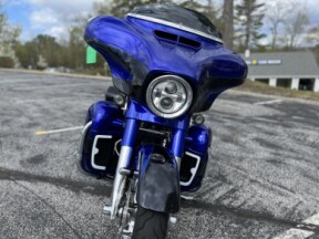 FLHXSE 2017 CVO™ Street Glide® thumb 0