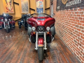 FLHTCUTG 2017 Tri Glide® Ultra thumb 0