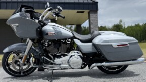FLTRX 2026 Road Glide® thumb 1