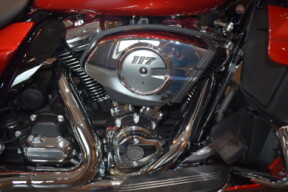 2026 Harley-Davidson® Street Glide Limited Brilliant Red Chrome Trim thumb 1