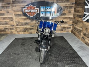 2026 Harley-Davidson® Heritage Classic Midnight Ember w/Laced Wheels thumb 3