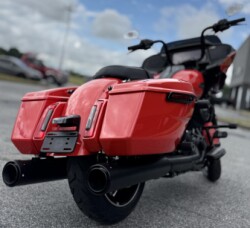 FLTRX 2026 Road Glide® thumb 2
