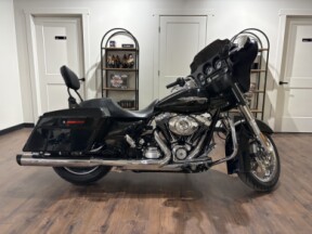 FLHX 2013 Street Glide® thumb 3