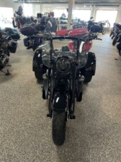 2023 Harley-Davidson® FLRT Freewheeler® thumb 0