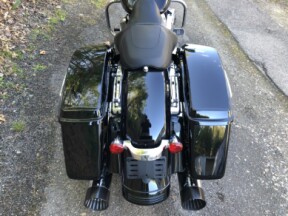 2023 Harley-Davidson® Road Glide® Vivid Black thumb 1