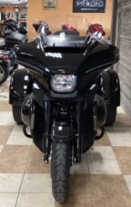 2026 Harley-Davidson® Street Glide 3 Limited Vivid Black Black Trim thumb 3