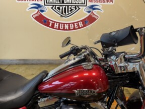 2013 Harley-Davidson® Road King® Classic Two-Tone Ember Red Sunglo/Merlot Sunglo thumb 3