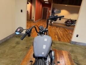 2026 Harley-Davidson® Street Bob® Dark Billiard Gray thumb 1
