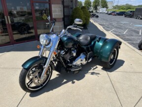 2021 H-D FLRT Freewheeler® 114ci thumb 2