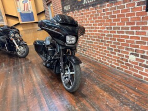 FLHX 2024 Street Glide® thumb 1