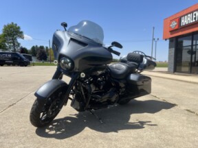 2021 Harley-Davidson® Street Glide® Special Gauntlet Gray Metallic/Vivid Black - Black Finish thumb 1