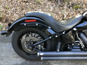 2016 Harley-Davidson® Softail Slim® S Vivid Black thumb 2