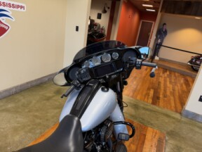 2023 Harley-Davidson® Street Glide® Special Atlas Silver Metallic - Black Finish thumb 1
