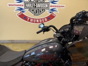 2026 Harley-Davidson® CVO Road Glide ST Inferno Gray thumb 3