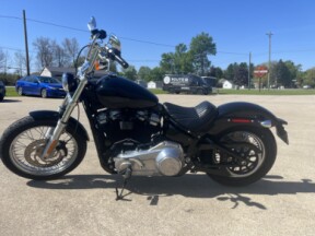 2021 Harley-Davidson® Softail Standard® Vivid Black thumb 0