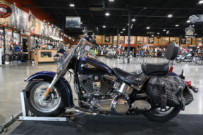 FLSTC 2014 Heritage Softail® Classic thumb 3