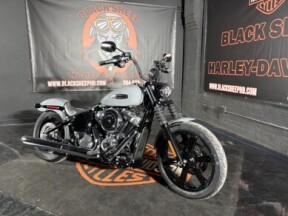 2026 Harley-Davidson® Street Bob® FXBB thumb 3