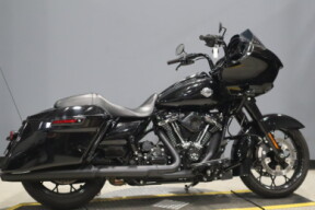2021 Harley-Davidson® Road Glide® Special FLTRXS thumb 2