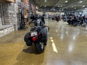 Harley-Davidson® Super Glide® Custom 2009 FXDC BLACK W/PINSTRIPE thumb 2