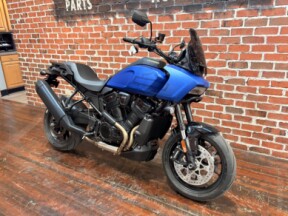 RA1250ST 2026 Pan America® 1250 ST thumb 2