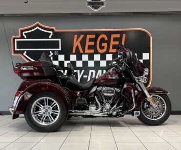 2019 Harley-Davidson® Tri Glide® Ultra Twisted Cherry