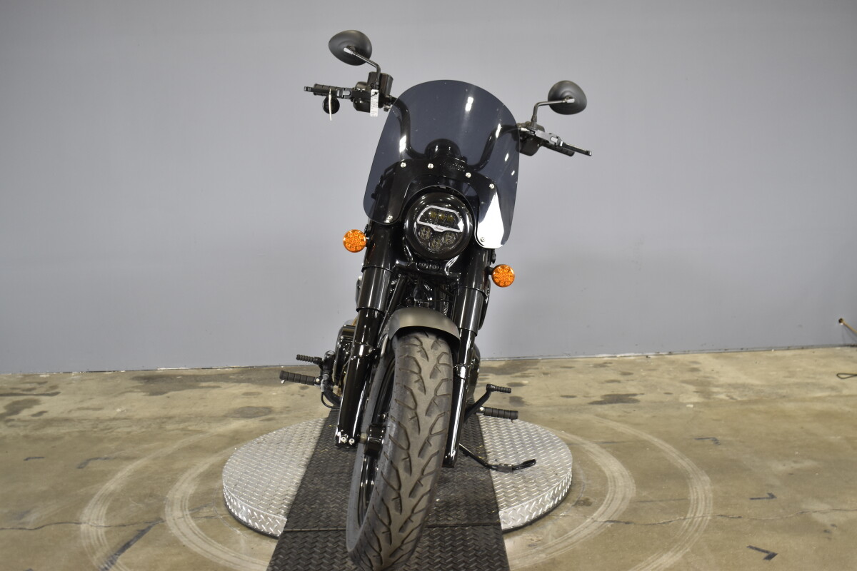 2022 Indian Motorcycle Chief Bobber Limited/dark Horse, photo 3