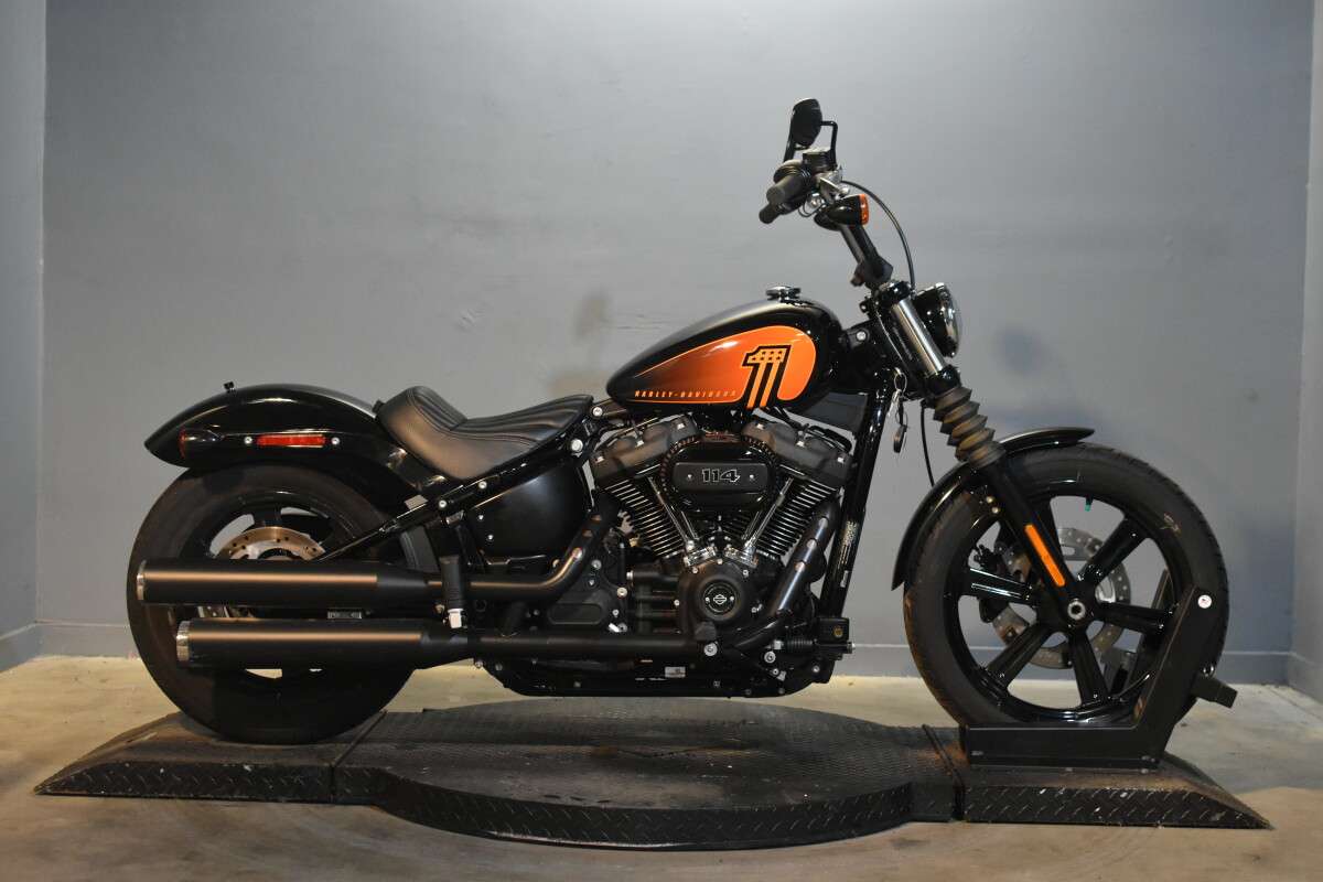 2021 Harley-Davidson® Heritage Classic 107 FLHC | MotorCity Harley