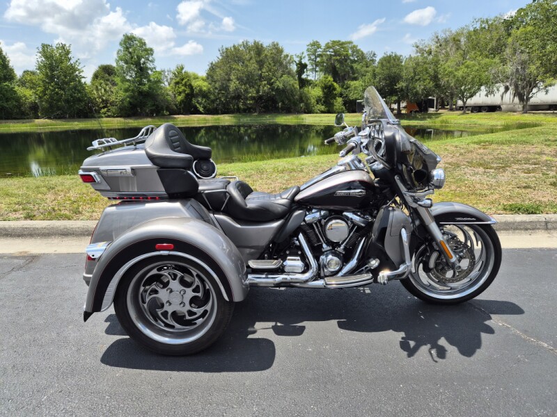 FLHTCUTG 2017 Tri Glide® Ultra