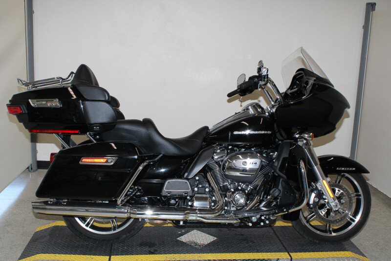 2020 Harley-Davidson Road Glide Limited Grand American Touring FLTRK
