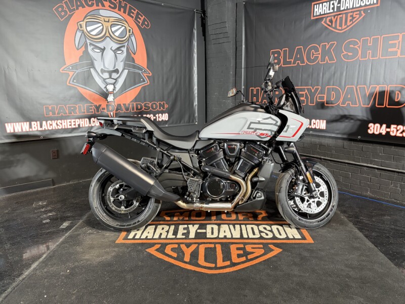 2026 Harley-Davidson® Pan America® 1250 ST RA1250ST