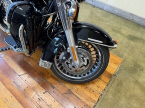 2012 Harley-Davidson® Electra Glide® Ultra Limited Big Blue Pearl/Vivid Black thumb 0