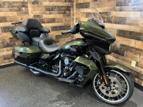 2026 Harley-Davidson® Road Glide Limited Olive Steel Metallic / Vivid Black Black Trim FLHTK thumb 3