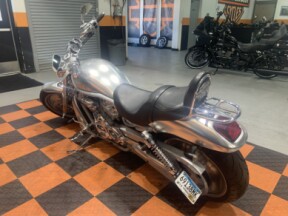 2002 Harley-Davidson V-Rod VRSCA thumb 1