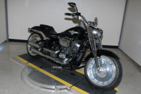 2018 Harley-Davidson Softail Fat Boy 114 FLFBS thumb 2