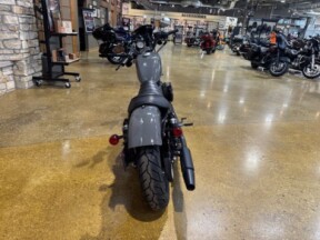 Harley-Davidson® Iron 883™ 2022 XL 883N GUNSHIP GRAY thumb 2